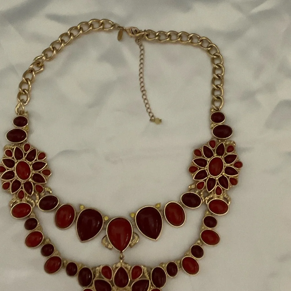 Mark Elegant Red and Gold Statement Necklace - Picture 3 of 8